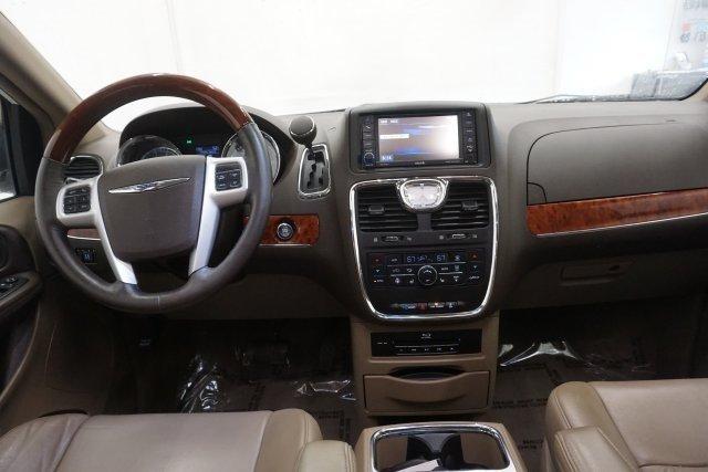used 2014 chrysler town & country limited albany, ny 12206 for sale in albany, new york