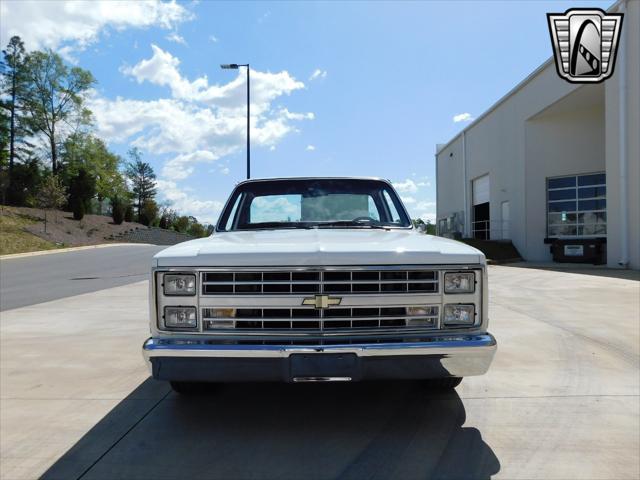 1986 chevrolet c10/k10 short box restomod