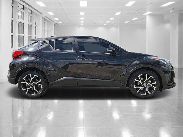 2021 toyota c-hr xle