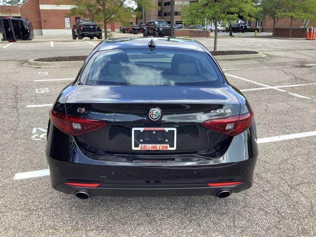 2017 alfa romeo giulia base