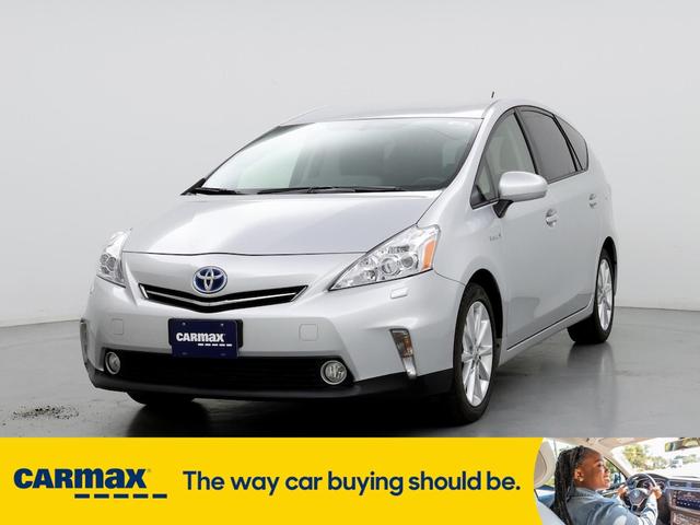 2014 toyota prius v five