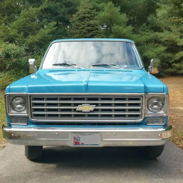1976 chevrolet c10 scottsdale 3 speed column shift with 35 thousand miles