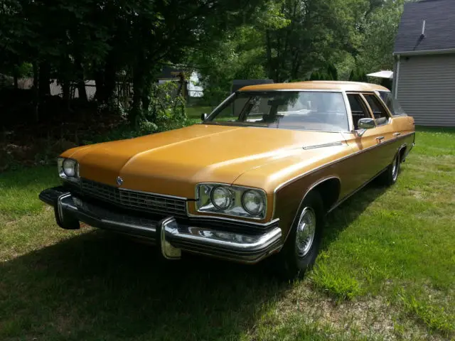1973 buick estate wagon (( in garage since 1989 ))