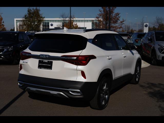 2022 kia seltos s