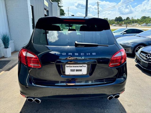 2011 porsche cayenne s