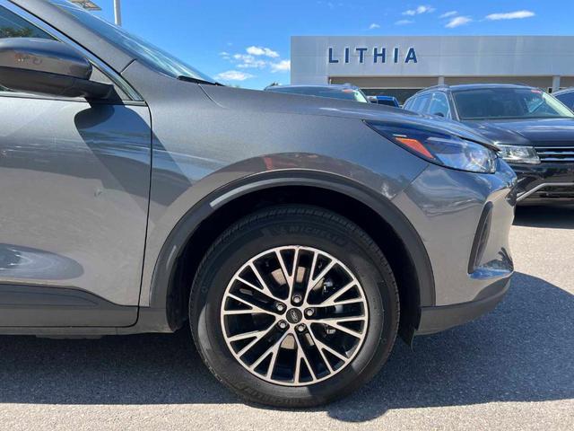 2023 ford escape phev