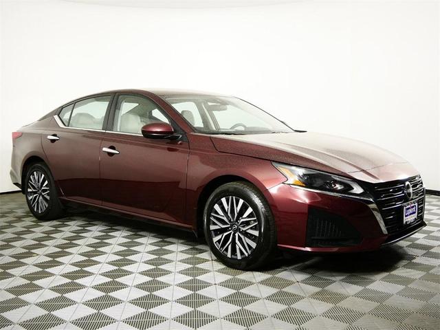 2023 nissan altima 2.5 sv