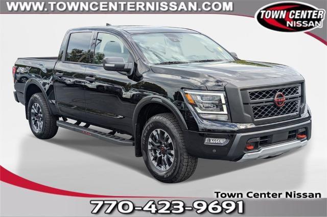 2024 nissan titan pro-4x