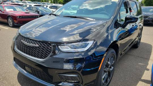 2024 Chrysler Pacifica