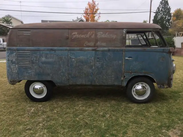 1958 volkswagen logo'd dd bus, original paint genuine 83,000 miles unmolested vw