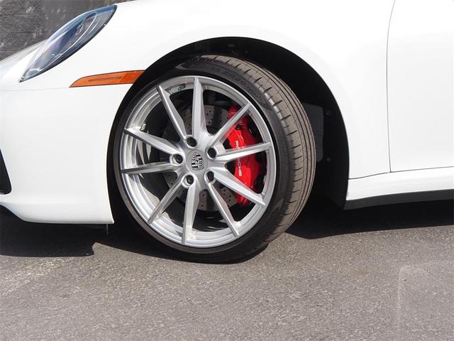 2022 porsche 911 carrera 4s