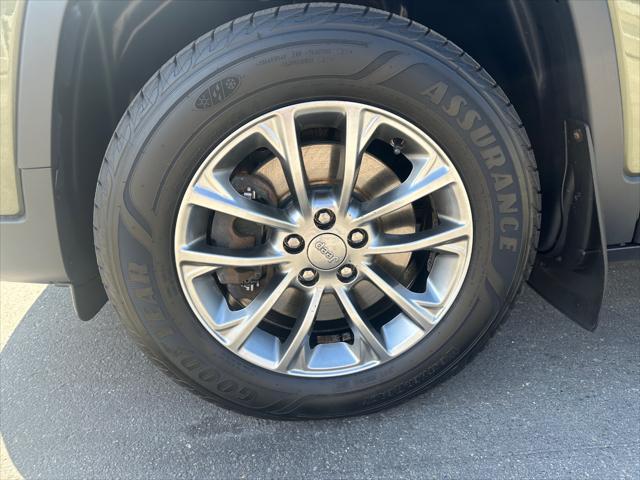 2019 jeep cherokee latitude plus
