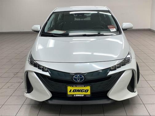2021 toyota prius prime