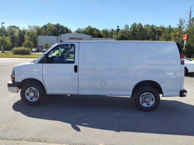 2021 chevrolet express 2500 rwd 2500 regular wheelbase wt