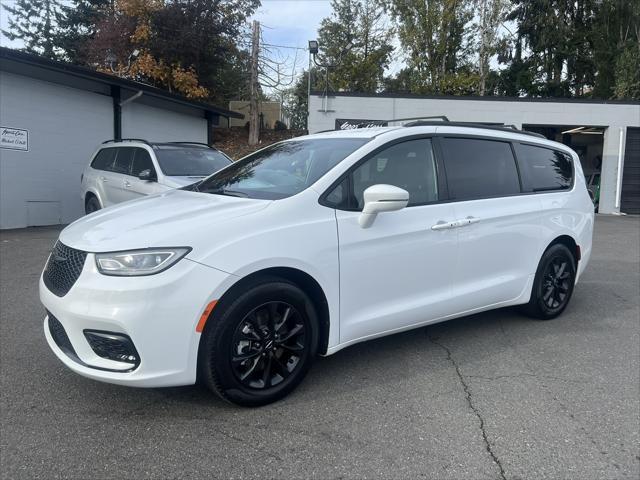 2022 chrysler pacifica touring l