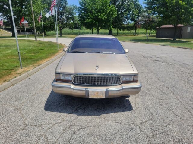 1993 buick roadmaster sedan brown rwd automatic