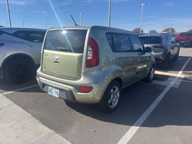 2013 kia soul base