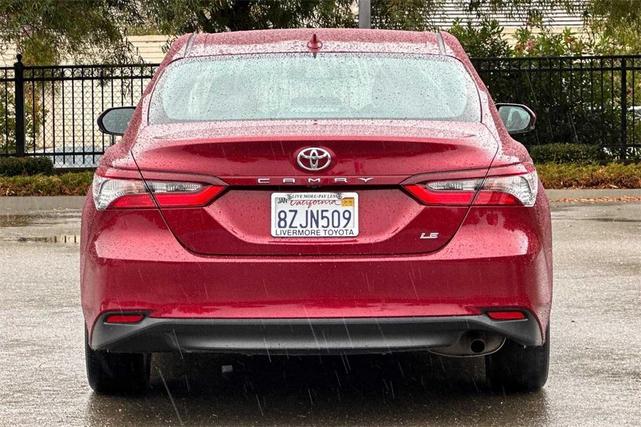 2022 toyota camry le