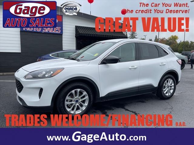 2022 ford escape se