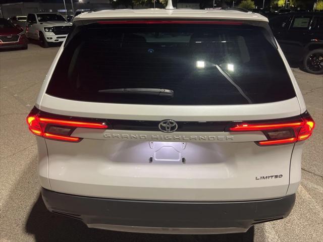 2024 toyota grand highlander limited