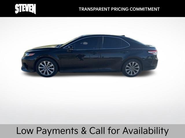 2018 toyota camry le