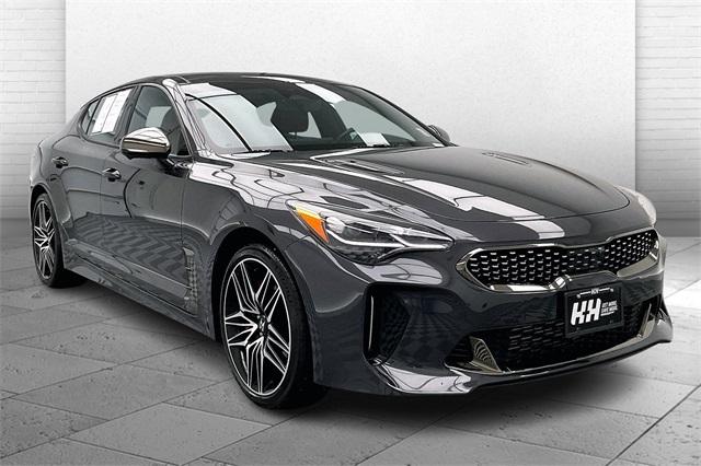2023 kia stinger gt2