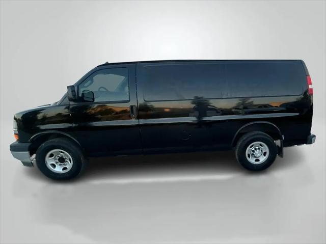 2017 chevrolet express 2500 work van