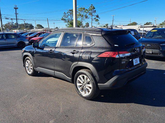 2022 toyota corolla cross le