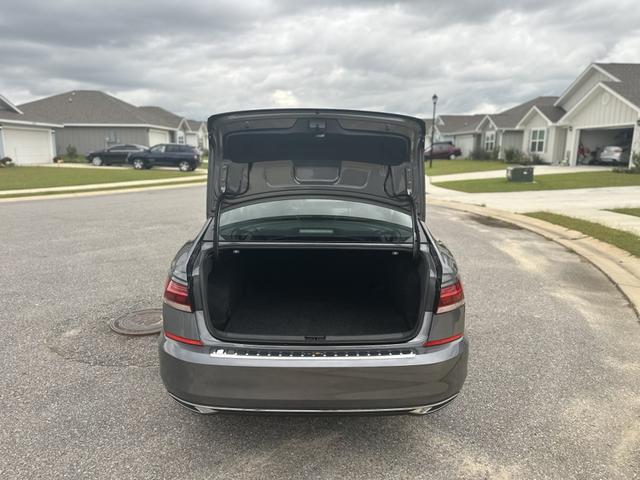 2022 volkswagen passat 2.0t se