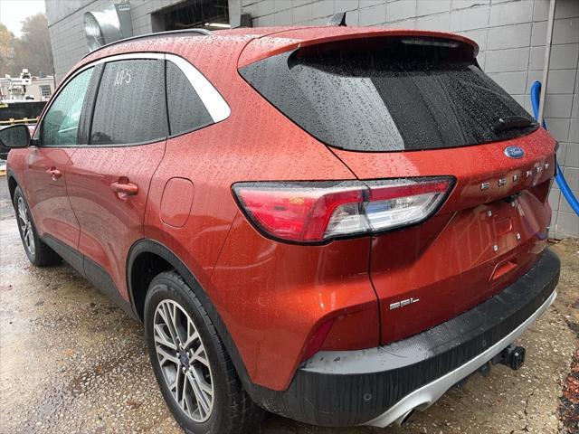 2020 ford escape sel