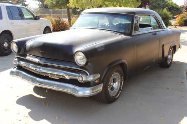 1954 ford crestline victoria 2 door hardtop - 302 - automatic - disc brakes