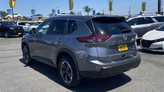2024 Nissan Rogue