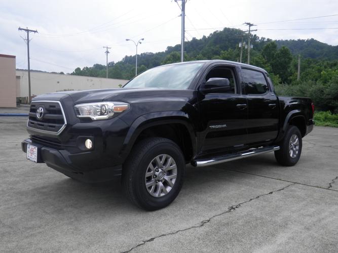 used 2017 toyota tacoma 4x4 double cab pikeville, ky 41501 for sale in broad bottom, kentucky