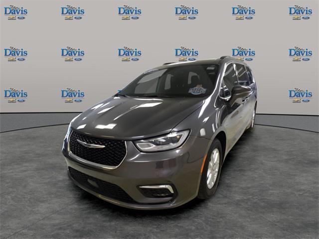 2022 chrysler pacifica touring l