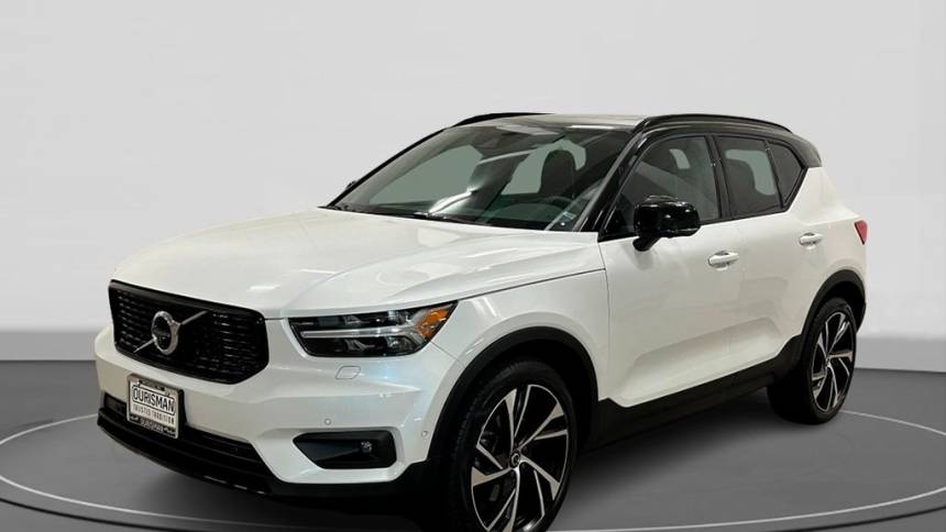 2022 volvo xc40 t5 r-design