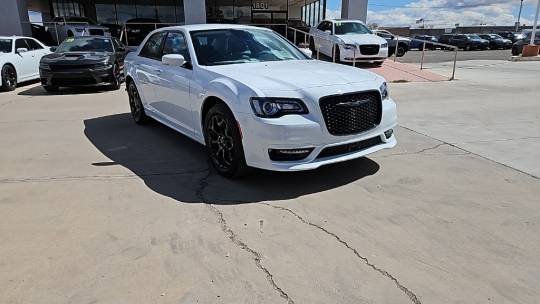 2023 Chrysler 300