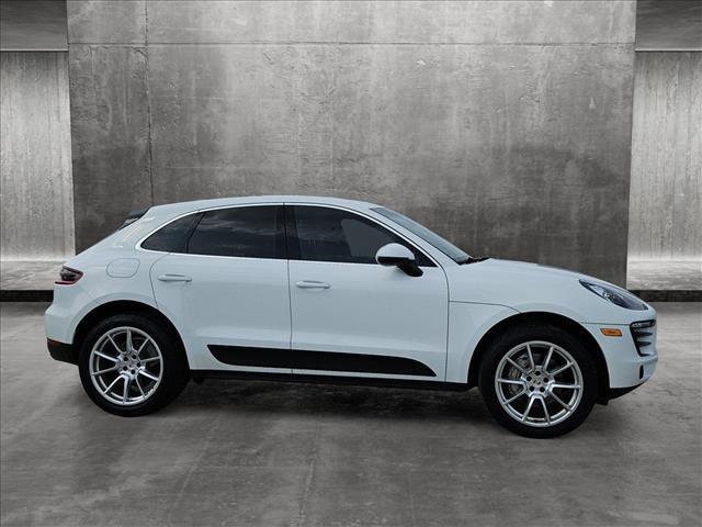 2016 porsche macan s