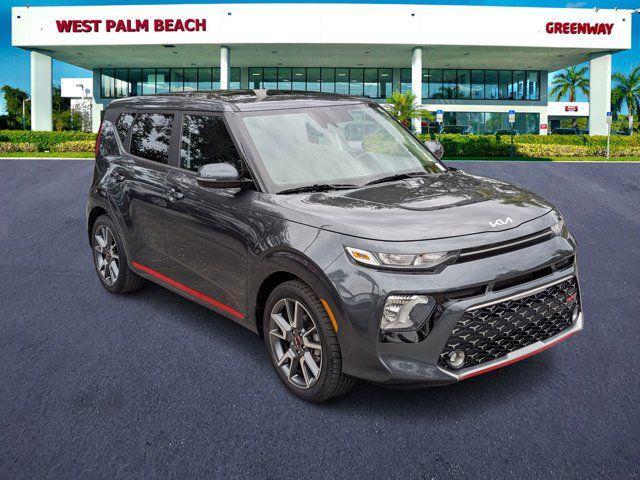 2022 kia soul gt-line