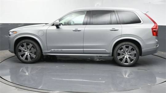 2024 Volvo XC90 t8 plus bright theme