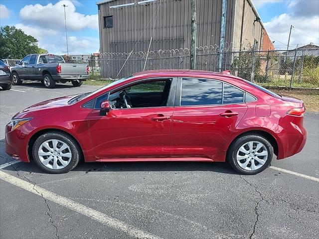 2022 toyota corolla le