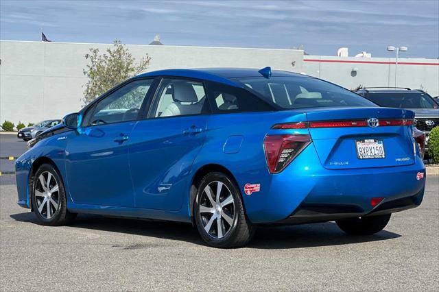 2018 toyota mirai base