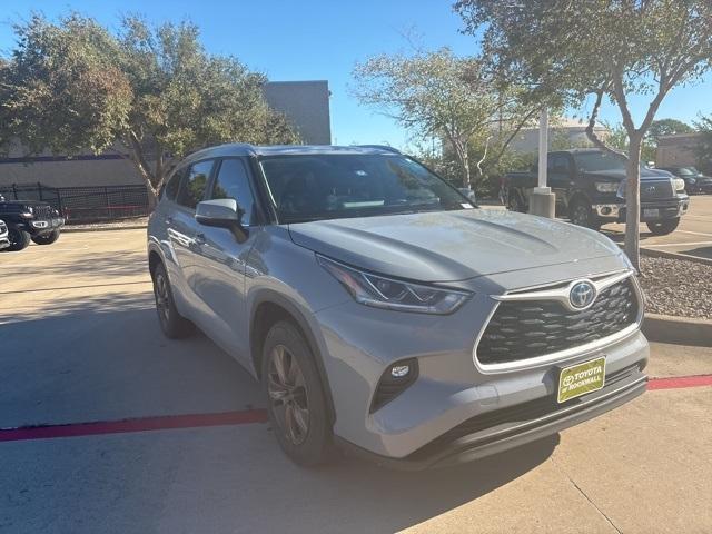 2023 toyota highlander hybrid bronze edition