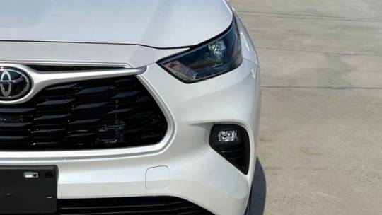 2024 Toyota Highlander xle pearl