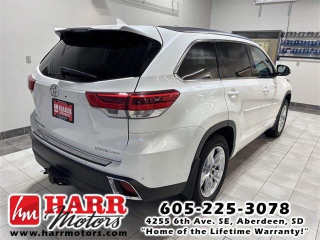 2019 toyota highlander limited
