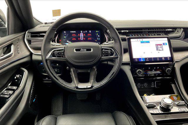 2023 jeep grand cherokee 4xe overland