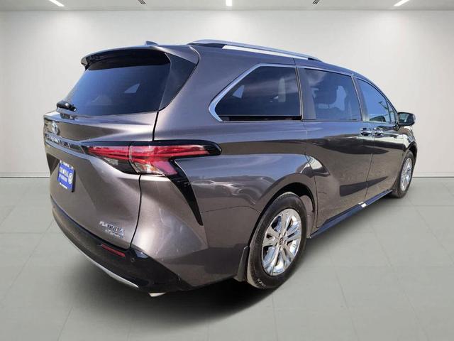2023 toyota sienna platinum 7 passenger