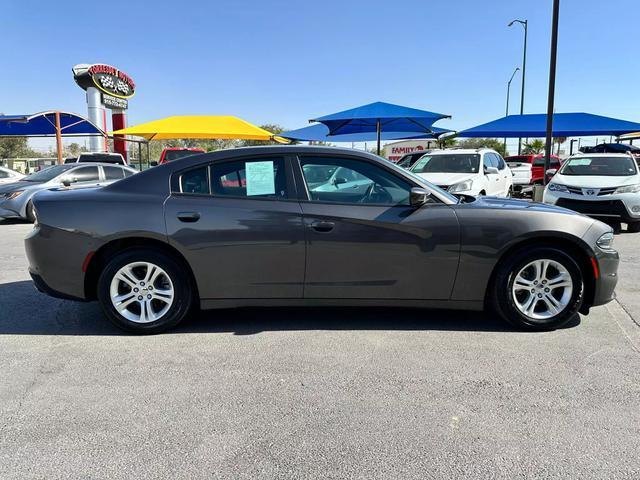 2022 dodge charger sxt