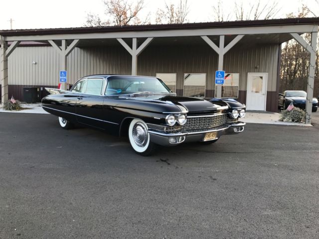 1960 cadillac 2-door hardtop