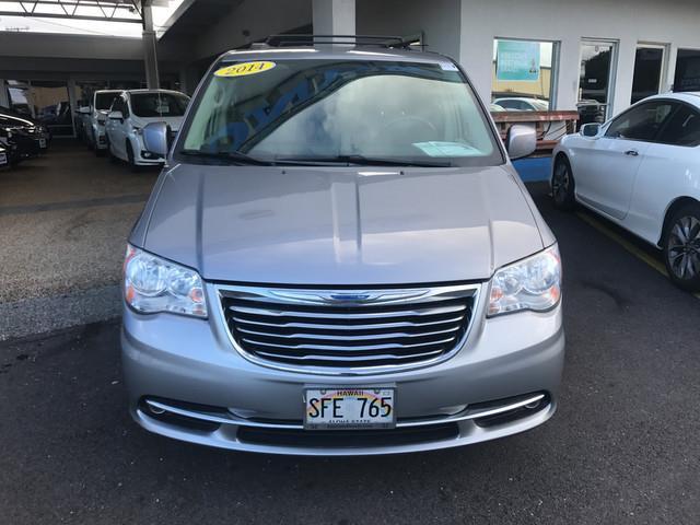 2014 chrysler town and country touring touring 4dr mini-van for sale in hilo, hawaii