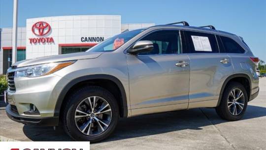 2016 Toyota Highlander xle v6